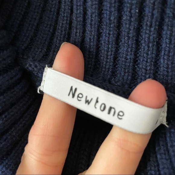 Newtone colorblock mock turtleneck sweater - Picture 3 of 4